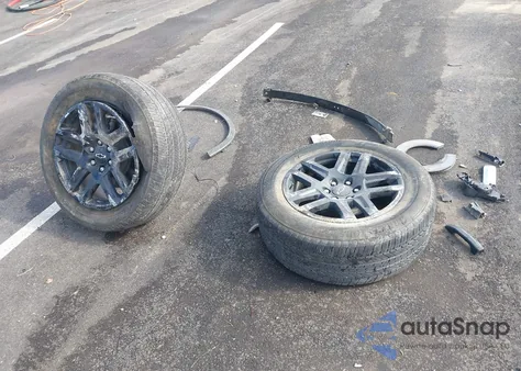 2023 Chevrolet Silverado 1500 4Wd Short Bed Custom from USA, damaged, VIN 3GCPDBEK0PG360741